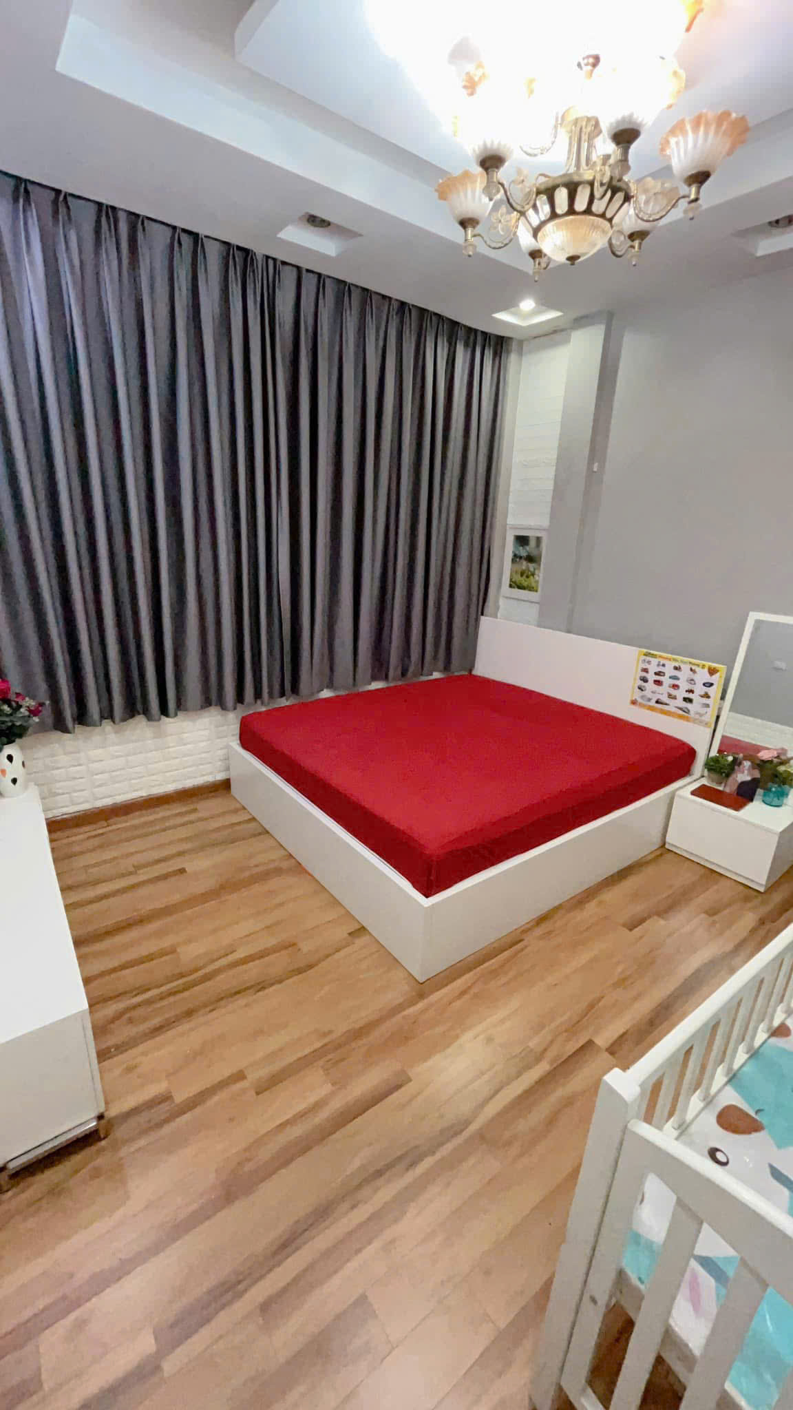 Cho thuê nhà nguyên căn ngõ Bùi Xương Trạch, 30m2, 4 tầng, 2 ngủ, 10 Triệu - Ảnh chính